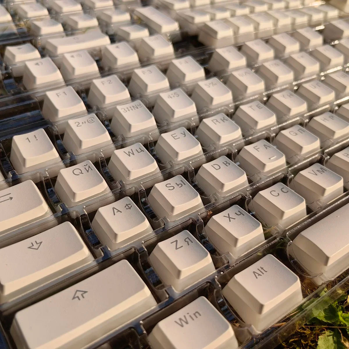 MAIMOOO Russian Layout Pudding Keycaps 117/141 Keys PBT Material Translucent Keycap for DIY Mechanical Keyboards Key Caps
